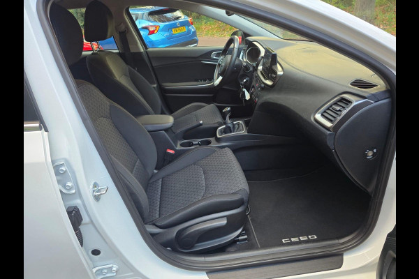 Kia Ceed Sportswagon 1.0 T-GDi DynamicLine | 1E EIGENAAR | 3/6 OF 12MND GARANTIE | CRUISE | TREKHAAK | AIRCO | LMV |