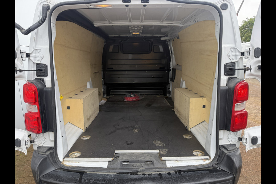 Opel e-Vivaro e-Vivaro 75kWh 136PK