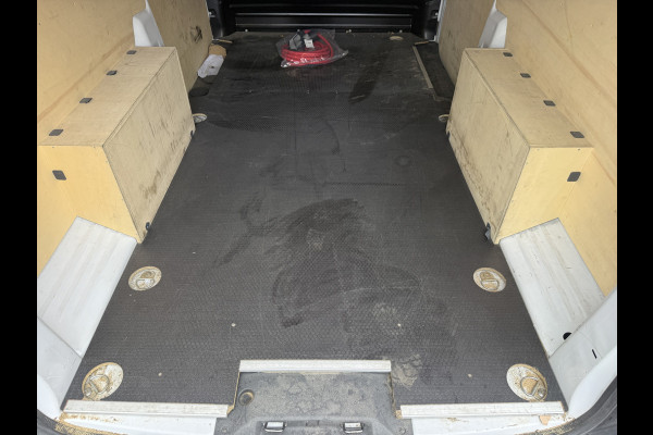Opel e-Vivaro e-Vivaro 75kWh 136PK