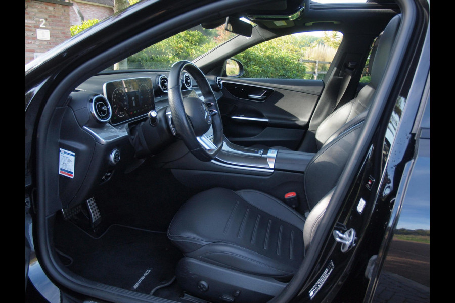 Mercedes-Benz C-Klasse Estate 300 e AMG Line | Panoramadak | AMG-Pakket | Night Pack | Burmester | Camera | Sfeerverlichting | NL-Auto |