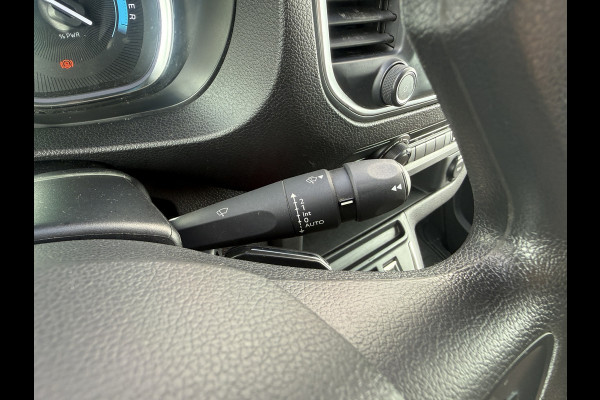 Opel e-Vivaro e-Vivaro 75kWh 136PK