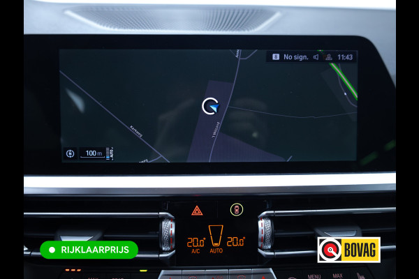BMW 3 Serie Touring 320e Business Edition Plus | Camera | PDC V+A | Elec. achterklep | Cruise | Navigatie pro | Afn.Trekhaak Apple carplay/Android auto, Lederen bekleding, 18"LMV