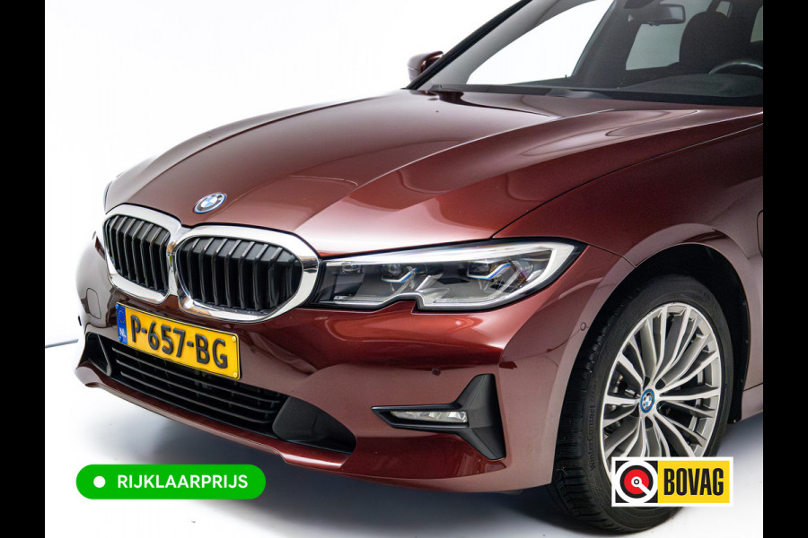 BMW 3 Serie Touring 320e Business Edition Plus | Camera | PDC V+A | Elec. achterklep | Cruise | Navigatie pro | Afn.Trekhaak Apple carplay/Android auto, Lederen bekleding, 18"LMV