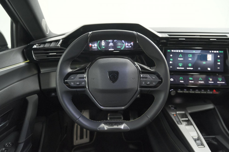 Peugeot 408 1.2 Hybrid 136 e-DCS6 GT | 360 Camera | Elektrische kofferklep | Dodehoekdetectie | Alcantara Stoelen