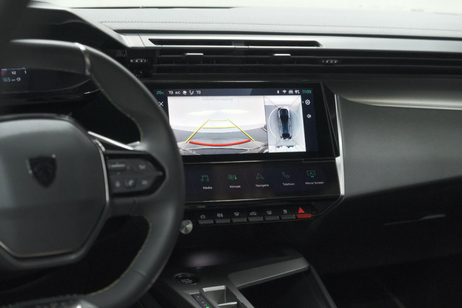 Peugeot 408 1.2 Hybrid 136 e-DCS6 GT | 360 Camera | Elektrische kofferklep | Dodehoekdetectie | Alcantara Stoelen