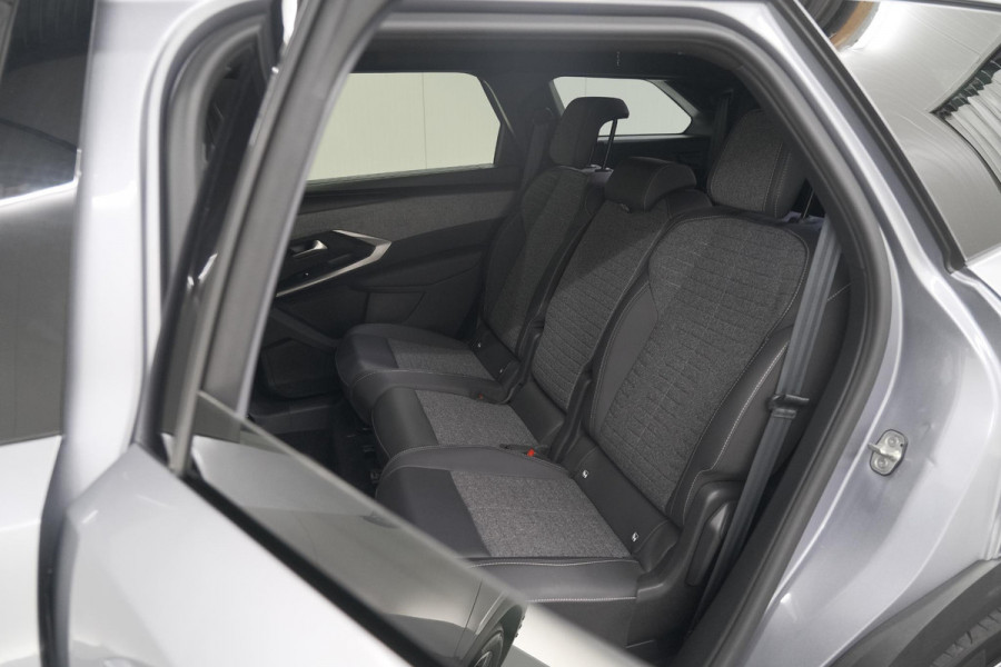 Peugeot 5008 1.2 Hybrid 136 Allure 7p | Camera | Apple CarPlay | Airco Separaat Achter | Keyless Entry