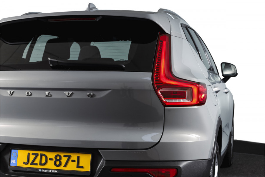Volvo XC40 2.0 B3 165 PK Core | Elek. Trekhaak  | Adapt. Cruise | Stoel-+Stuurverw. | Camera | NAV + Carplay | ECC | LM 18" |
