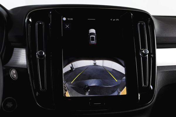 Volvo XC40 2.0 B3 165 PK Core | Elek. Trekhaak  | Adapt. Cruise | Stoel-+Stuurverw. | Camera | NAV + Carplay | ECC | LM 18" |