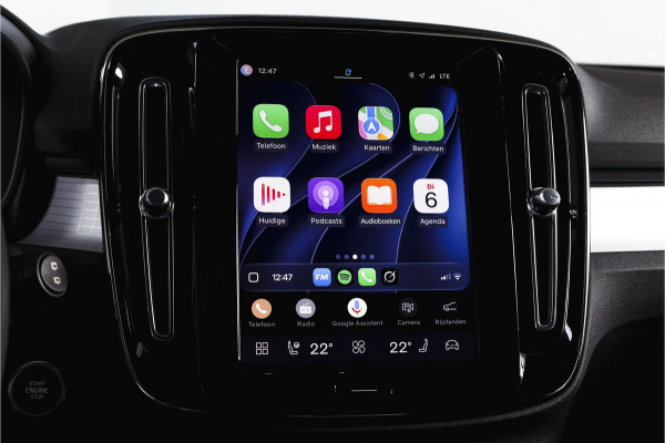 Volvo XC40 2.0 B3 165 PK Core | Elek. Trekhaak  | Adapt. Cruise | Stoel-+Stuurverw. | Camera | NAV + Carplay | ECC | LM 18" |
