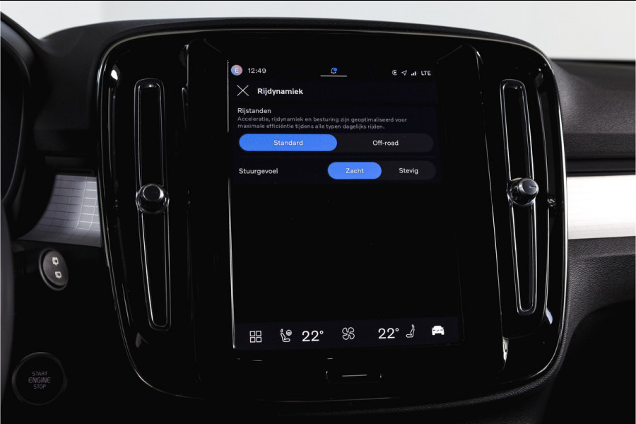 Volvo XC40 2.0 B3 165 PK Core | Elek. Trekhaak  | Adapt. Cruise | Stoel-+Stuurverw. | Camera | NAV + Carplay | ECC | LM 18" |