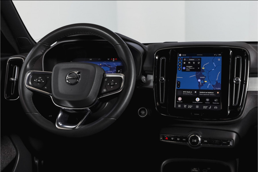 Volvo XC40 2.0 B3 165 PK Core | Elek. Trekhaak  | Adapt. Cruise | Stoel-+Stuurverw. | Camera | NAV + Carplay | ECC | LM 18" |