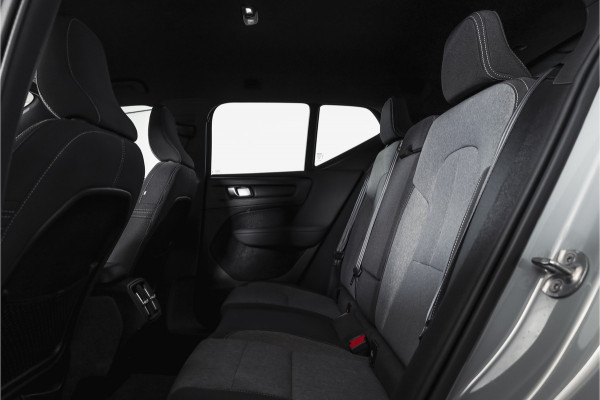 Volvo XC40 2.0 B3 165 PK Core | Elek. Trekhaak  | Adapt. Cruise | Stoel-+Stuurverw. | Camera | NAV + Carplay | ECC | LM 18" |