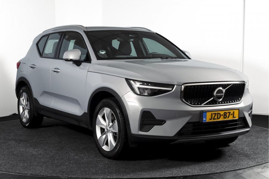 Volvo XC40 2.0 B3 165 PK Core | Elek. Trekhaak  | Adapt. Cruise | Stoel-+Stuurverw. | Camera | NAV + Carplay | ECC | LM 18" |