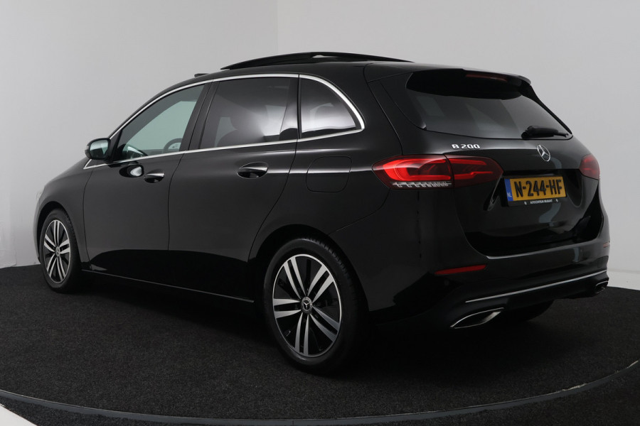 Mercedes-Benz B-Klasse 200 Business Solution Luxury (PANORAMADAK, MEMORY SEATS, SFEERVERLICHTING, CAMERA, 1e EIGENAAR, GOED ONDERHOUDEN)
