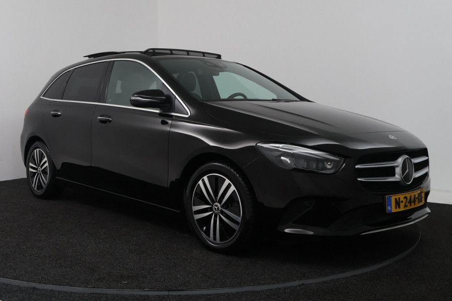 Mercedes-Benz B-Klasse 200 Business Solution Luxury (PANORAMADAK, MEMORY SEATS, SFEERVERLICHTING, CAMERA, 1e EIGENAAR, GOED ONDERHOUDEN)
