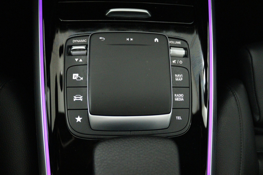 Mercedes-Benz B-Klasse 200 Business Solution Luxury (PANORAMADAK, MEMORY SEATS, SFEERVERLICHTING, CAMERA, 1e EIGENAAR, GOED ONDERHOUDEN)