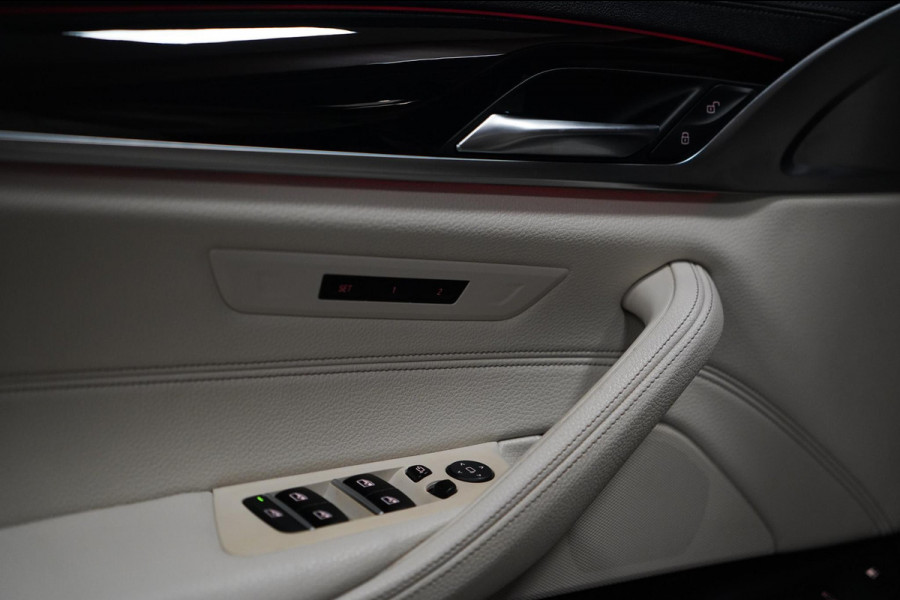 BMW 5 Serie 530e High Executive M-Sport|Memory|Pano|Leder|HUD