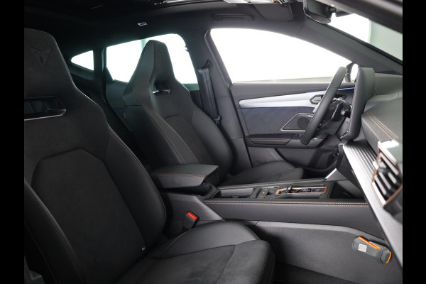 CUPRA Formentor 1.5 TSI e-Hybrid VZ Performance 272PK | 19 Inch | Panoramadak | DCC | ACC | Elektrisch verstelbare voorstoel | Keyless Entry | Achteruitrijcamera |