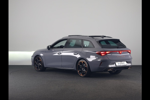 CUPRA Leon 1.5 TSI e-Hybrid VZ Performance 272 pk Automaat (DSG) | Navigatie | Panoramadak | Parkeersensoren | Achteruitrijcamera | Stoelverwarming | Keyless | Sennheiser Geluidssysteem |  LED Matrix koplampen | Alcantara bekleding |