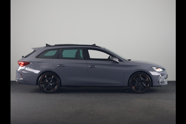 CUPRA Leon 1.5 TSI e-Hybrid VZ Performance 272 pk Automaat (DSG) | Navigatie | Panoramadak | Parkeersensoren | Achteruitrijcamera | Stoelverwarming | Keyless | Sennheiser Geluidssysteem |  LED Matrix koplampen | Alcantara bekleding |