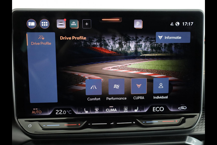 CUPRA Leon 1.5 TSI e-Hybrid VZ Performance 272 pk Automaat (DSG) | Navigatie | Panoramadak | Parkeersensoren | Achteruitrijcamera | Stoelverwarming | Keyless | Sennheiser Geluidssysteem |  LED Matrix koplampen | Alcantara bekleding |