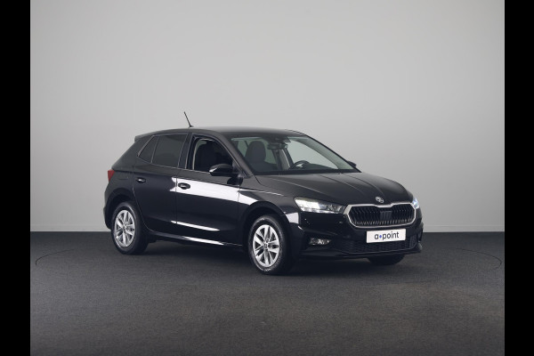 Škoda Fabia 1.0 TSI Ambition 95pk | Navigatie |  Parkeersensoren voor en achter | Apple Carplay/Android Auto | LED koplampen | Lichtmetalen velgen 15"