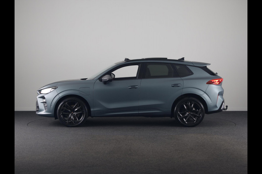 CUPRA Terramar 1.5 TSI e-Hybrid VZ America s CUP 272 pk Automaat | Navigatie | Panoramadak | Trekhaak (wegklapbaar) | Parkeersensoren (Park assist) | Rondomzicht camera | Lederen bekleding | Stoelverwarming |