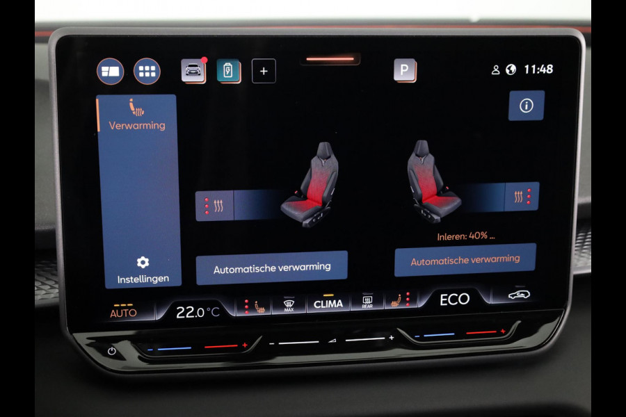 CUPRA Terramar 1.5 TSI e-Hybrid VZ America s CUP 272 pk Automaat | Navigatie | Panoramadak | Trekhaak (wegklapbaar) | Parkeersensoren (Park assist) | Rondomzicht camera | Lederen bekleding | Stoelverwarming |