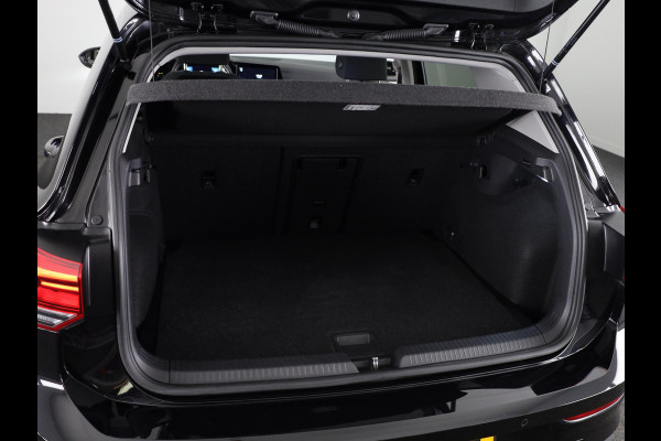 Volkswagen Golf 1.0 eTSI Life 110 PK | Automaat (DSG) | Navigatie | Camera | Parkeersensoren