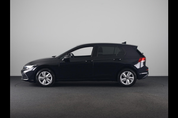 Volkswagen Golf 1.0 eTSI Life 110 PK | Automaat (DSG) | Navigatie | Camera | Parkeersensoren