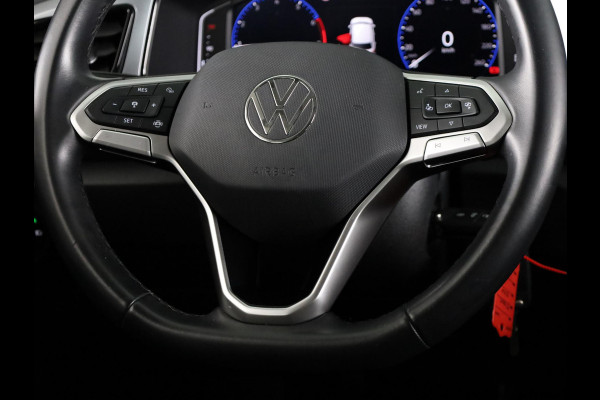 Volkswagen T-Roc 1.0 TSI Life 110 pk | Navigatie | Parkeersensoren (Park assist) | Achteruitrijcamera | Adaptieve cruise control | Stoelverwarming | LED koplampen | Apple carplay / Android auto |
