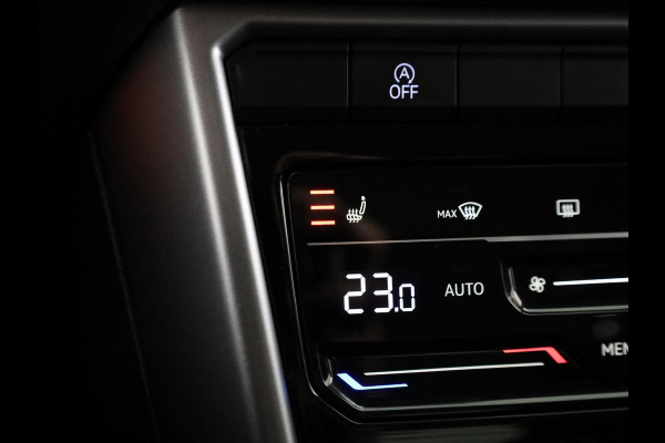 Volkswagen T-Roc 1.0 TSI Life 110 pk | Navigatie | Parkeersensoren (Park assist) | Achteruitrijcamera | Adaptieve cruise control | Stoelverwarming | LED koplampen | Apple carplay / Android auto |