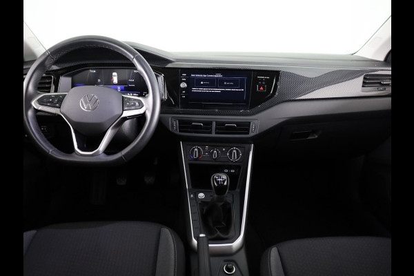 Volkswagen Taigo 1.0 TSI Life Edition 95 pk | Navigatie via App | Parkeersensoren (achter) | Achteruitrijcamera | Adaptieve cruise control | Lane assist | LED koplampen |