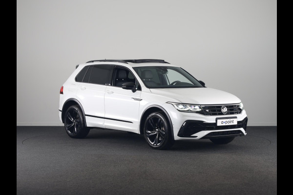 Volkswagen Tiguan 1.4 TSI eHybrid R-Line Business 245 pk Automaat (DSG) | Navigatie | Panoramadak | Parkeersensoren (Park assist) | Rondomzicht camera | Lederen bekleding | Elektr. voorstoelen met geheugen | Black Style pakket | R-Line |