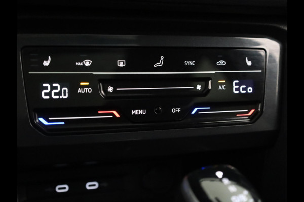 Volkswagen Tiguan 1.4 TSI eHybrid R-Line Business 245 pk Automaat (DSG) | Navigatie | Panoramadak | Parkeersensoren (Park assist) | Rondomzicht camera | Lederen bekleding | Elektr. voorstoelen met geheugen | Black Style pakket | R-Line |
