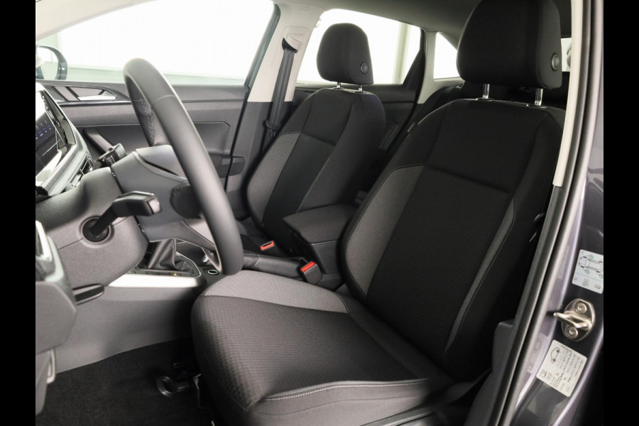 Volkswagen Taigo Life Edition 1.0 95 pk 5 versn. Hand | Climatronic | Trekhaak | Stoelverwarming | Camera |