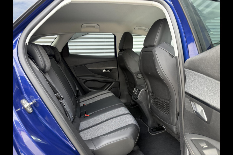 Peugeot 3008 1.2 PureTech Allure 1e Eigenaar|Camera|Carplay|Trekhaak|Cruise|D-riem vv in 2025|PDC|Dealer onderhouden|N.A.P|Nieuwe APK bij aflevering