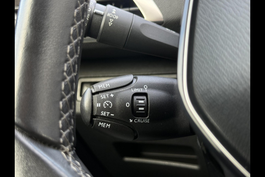 Peugeot 3008 1.2 PureTech Allure 1e Eigenaar|Camera|Carplay|Trekhaak|Cruise|D-riem vv in 2025|PDC|Dealer onderhouden|N.A.P|Nieuwe APK bij aflevering