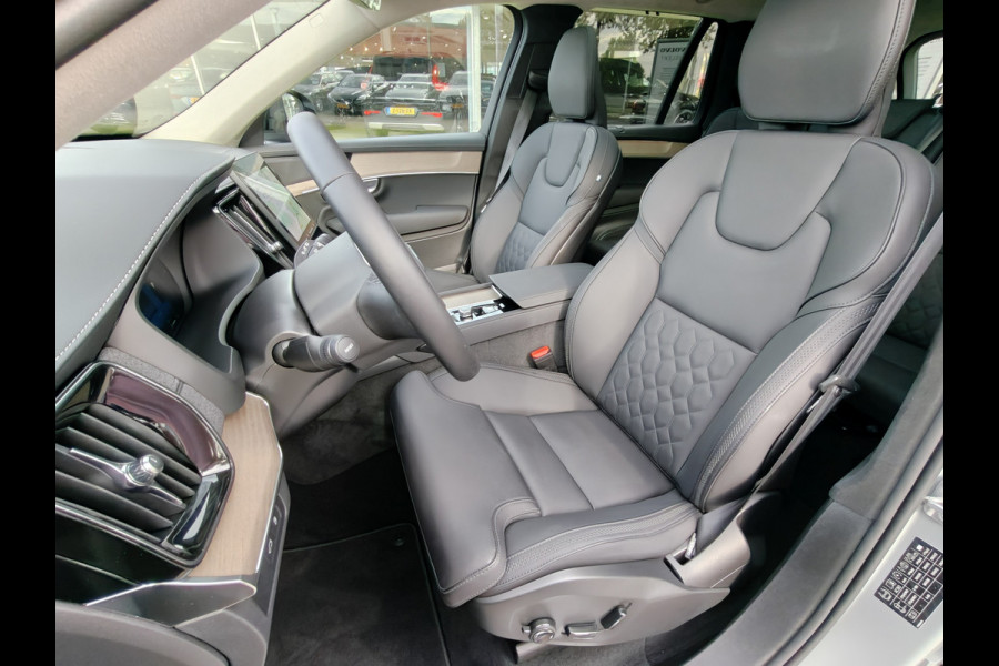 Volvo XC90 T8 455PK Plug-in hybrid AWD Ultra Dark | BLIS | 360 Camera | H&K | Luchtvering | Trekhaak | Pano | HUD | ACC |