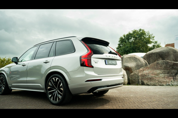 Volvo XC90 T8 455PK Plug-in hybrid AWD Ultra Dark | BLIS | 360 Camera | H&K | Luchtvering | Trekhaak | Pano | HUD | ACC |