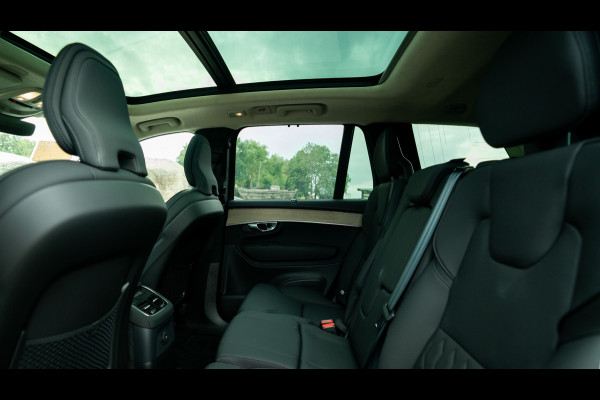 Volvo XC90 T8 455PK Plug-in hybrid AWD Ultra Dark | BLIS | 360 Camera | H&K | Luchtvering | Trekhaak | Pano | HUD | ACC |