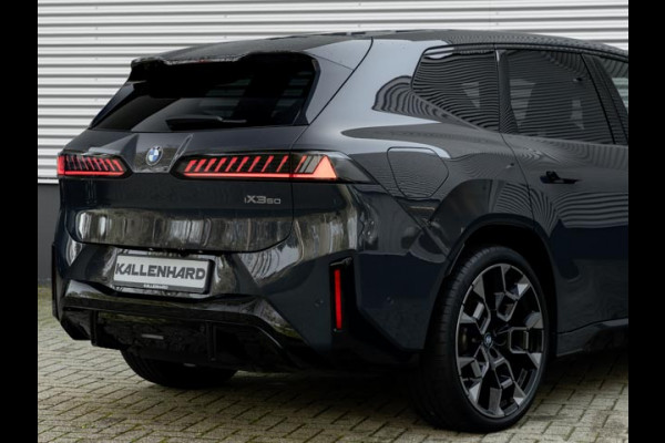 BMW iX3 50 xDrive - M-Sport Pro - Pano - M-Zetels - Highway Assistant