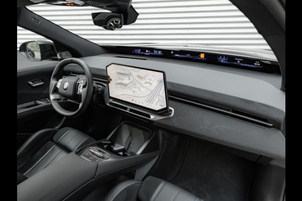 BMW iX3 50 xDrive - M-Sport Pro - Pano - M-Zetels - Highway Assistant
