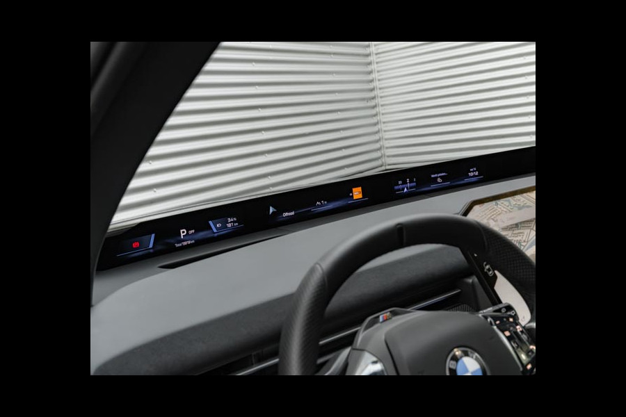 BMW iX3 50 xDrive - M-Sport Pro - Pano - M-Zetels - Highway Assistant