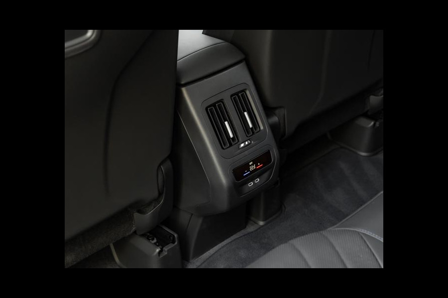 BMW iX3 50 xDrive - M-Sport Pro - Pano - M-Zetels - Highway Assistant