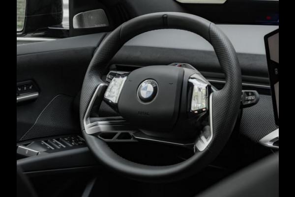 BMW iX3 50 xDrive - M-Sport Pro - Pano - M-Zetels - Highway Assistant