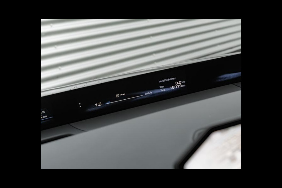 BMW iX3 50 xDrive - M-Sport Pro - Pano - M-Zetels - Highway Assistant