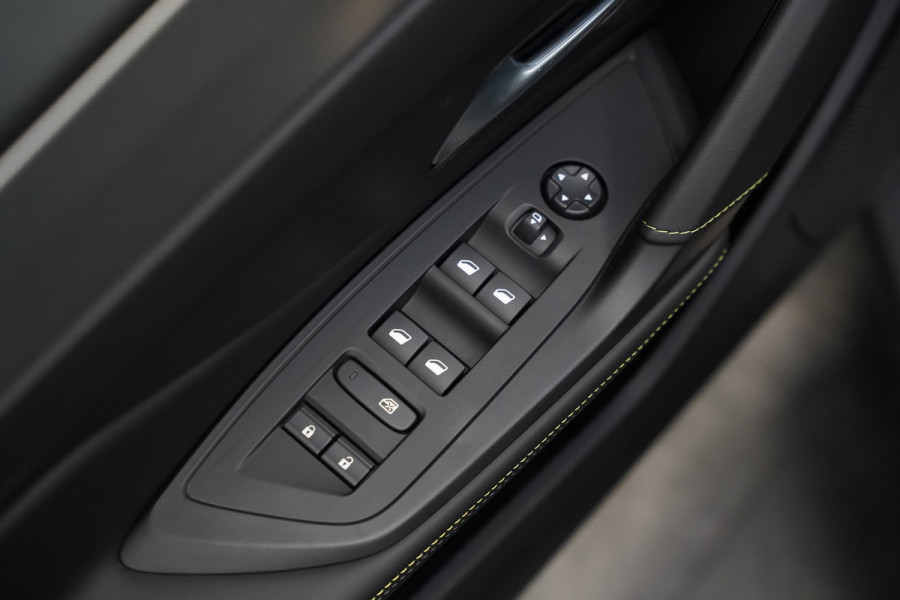 Peugeot e-408 GT Avantage 58 kWh Full-led Panoramadak 19'lmv