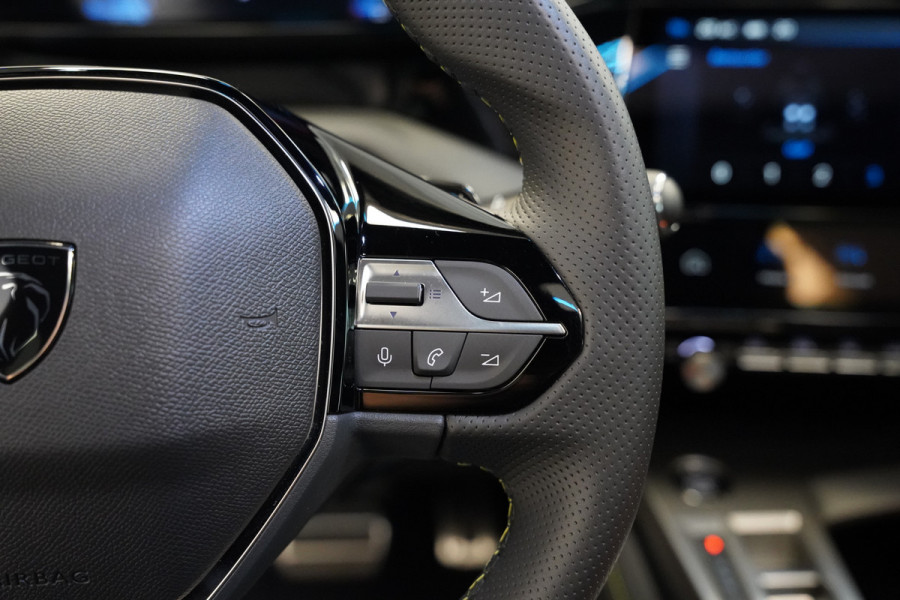 Peugeot e-408 GT Avantage 58 kWh Full-led Panoramadak 19'lmv