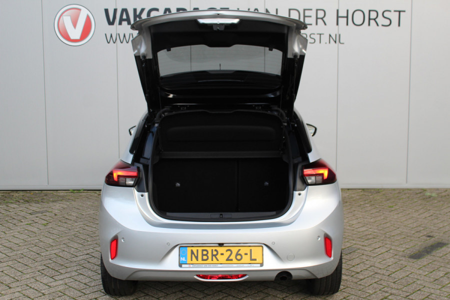 Opel Corsa 1.2-100pk Turbo Elegance Sky. In nieuwstaat verkerende Opel Corsa ! Autm. airco, cruise cntrl, lane assist, panoramadak, verwarmde stoelen, LM wielen, camera, parkeersensoren, navigatie by Apple Carplay/Android auto, metallic, LED verl. etc.